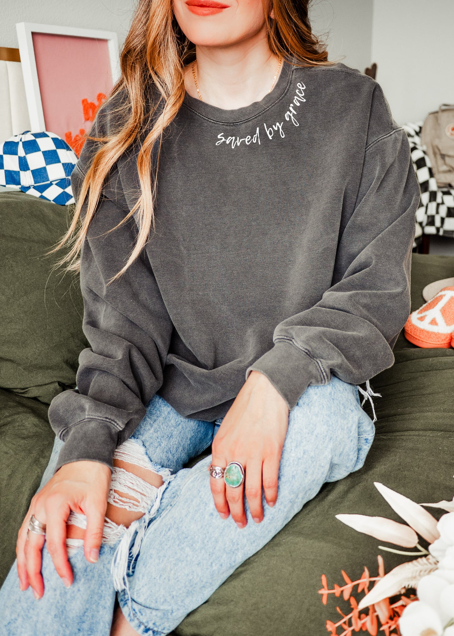 SAVED BY GRACE AROUND THE NECK UNISEX SWEATSHIRT
