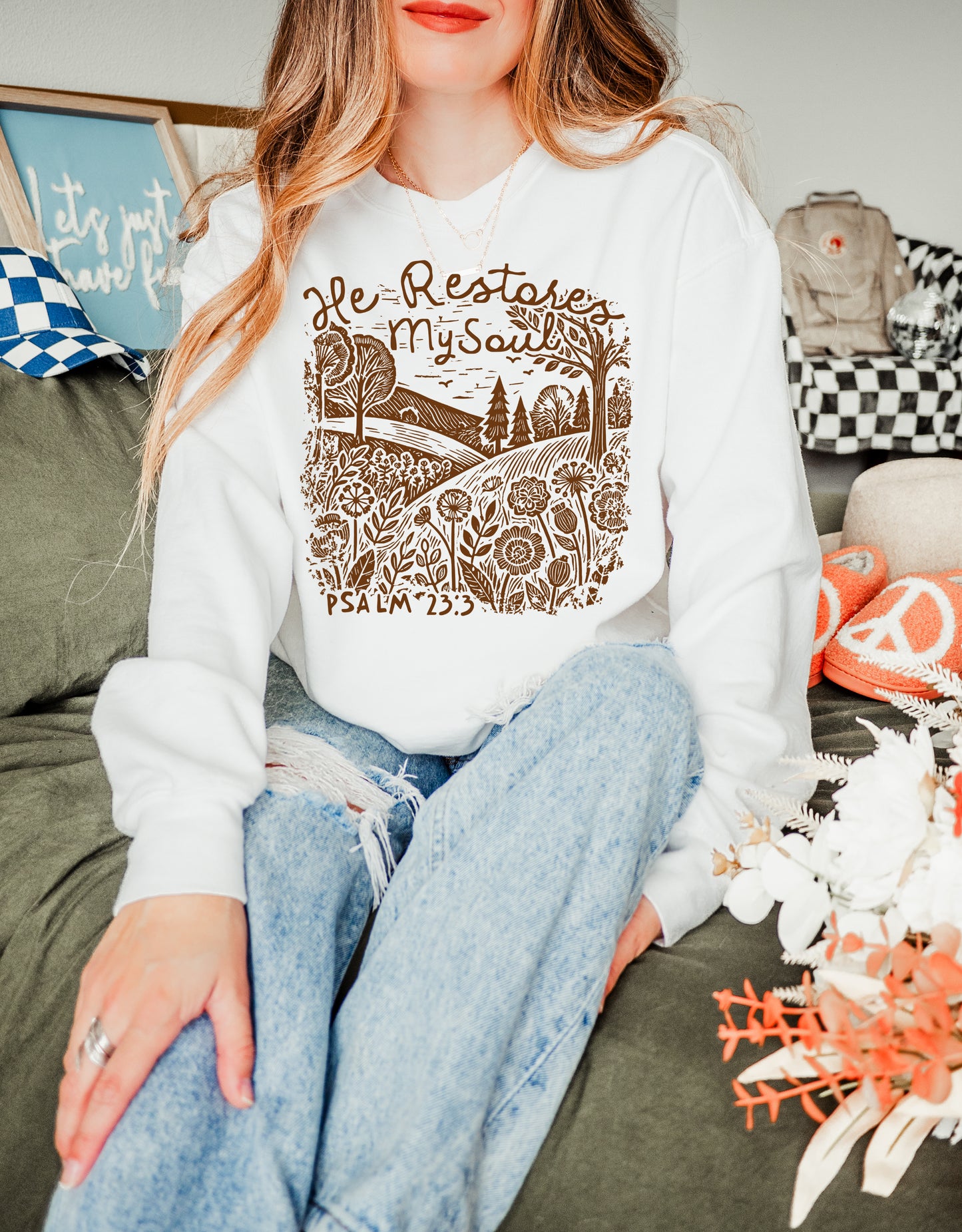 HE RESTORES MY SOUL UNISEX SWEATSHIRT