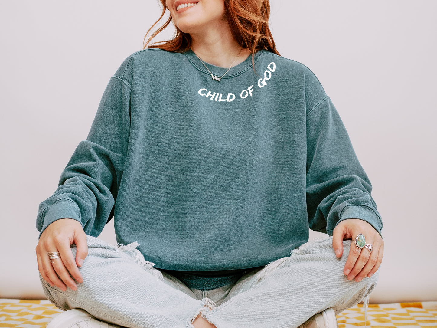 CHILD OF GOD AROUND THE NECK UNISEX SWEATSHIRT