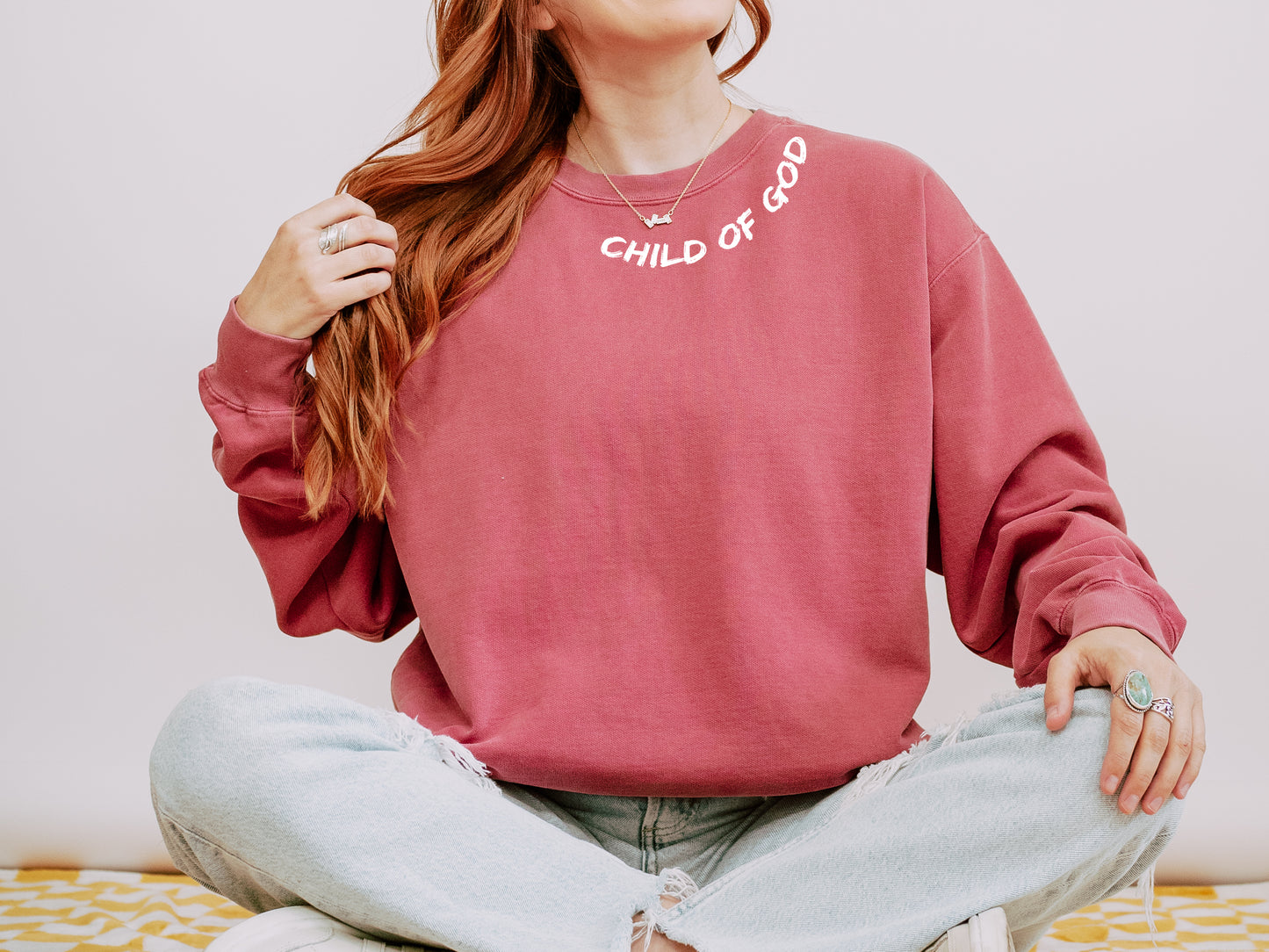 CHILD OF GOD AROUND THE NECK UNISEX SWEATSHIRT