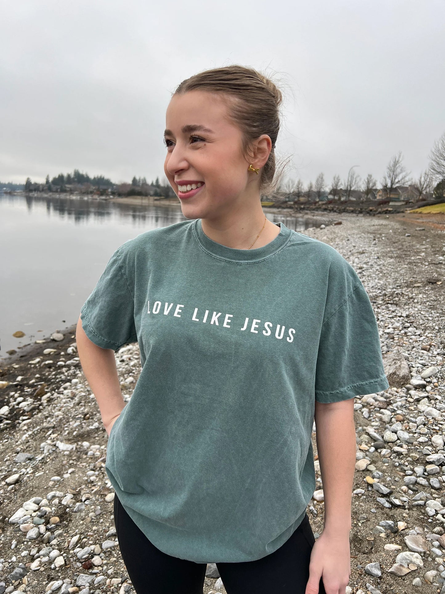 LOVE LIKE JESUS UNISEX TEE