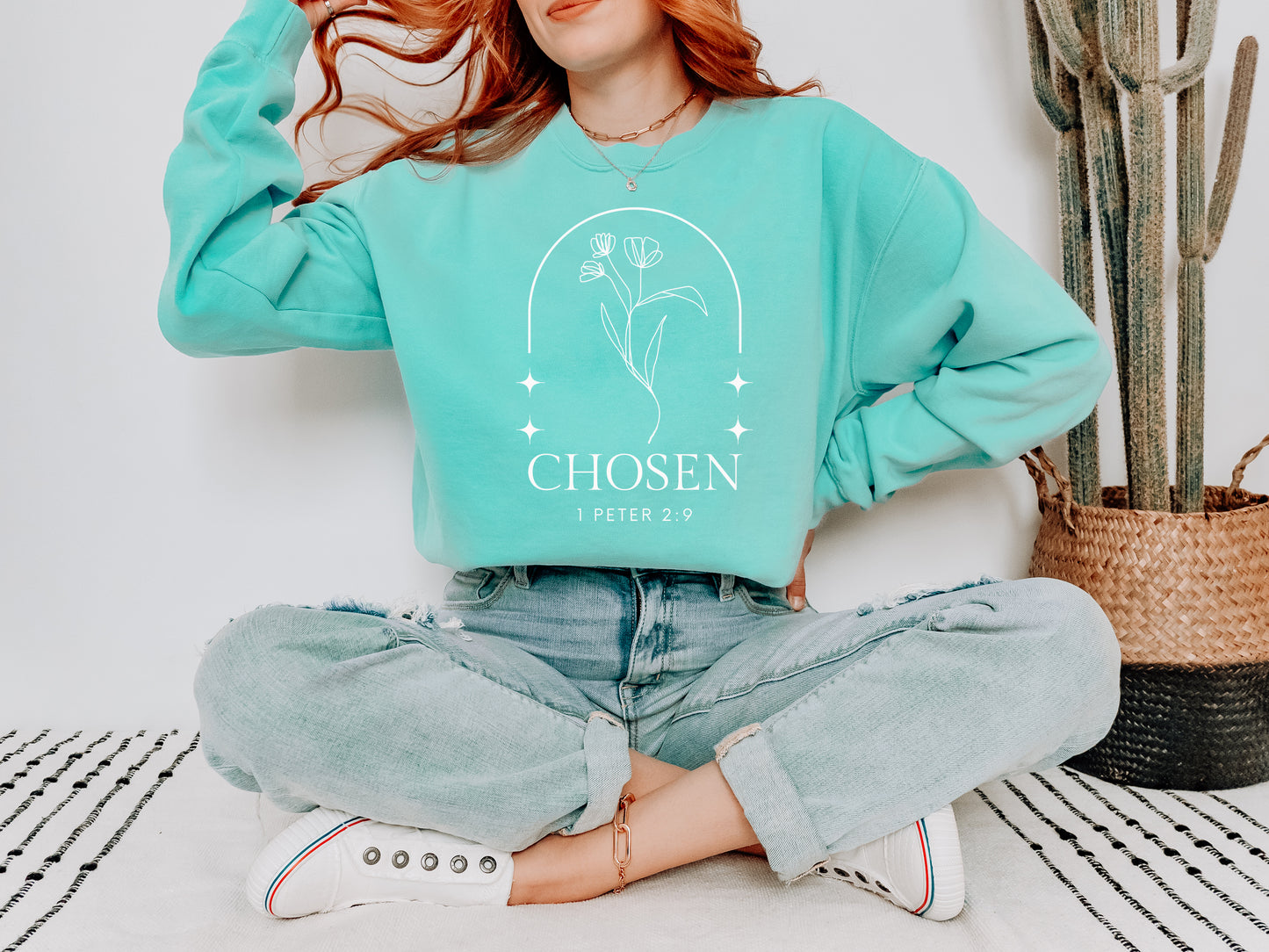 CHOSEN 1 PETER 2:9 UNISEX SWEATSHIRT
