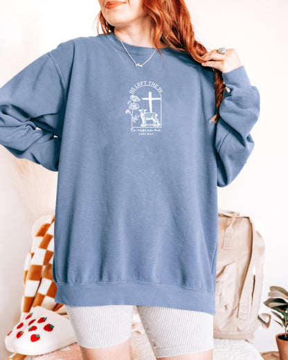 HE LEFT THE 99 TO RESCUE ME WITH CROSS AND SHEEP UNISEX SWEATSHIRT