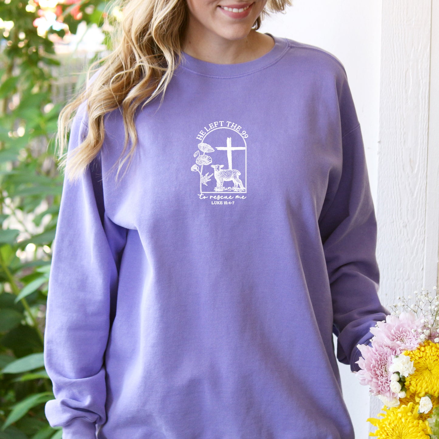 HE LEFT THE 99 TO RESCUE ME WITH CROSS AND SHEEP UNISEX SWEATSHIRT