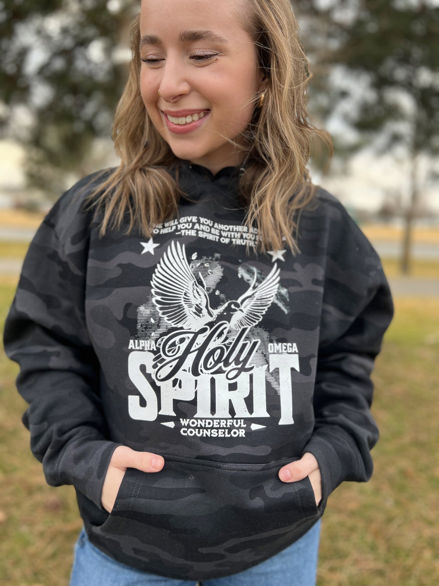 SPIRIT OF TRUTH WITH EAGLE UNISEX CAMO HOODIE