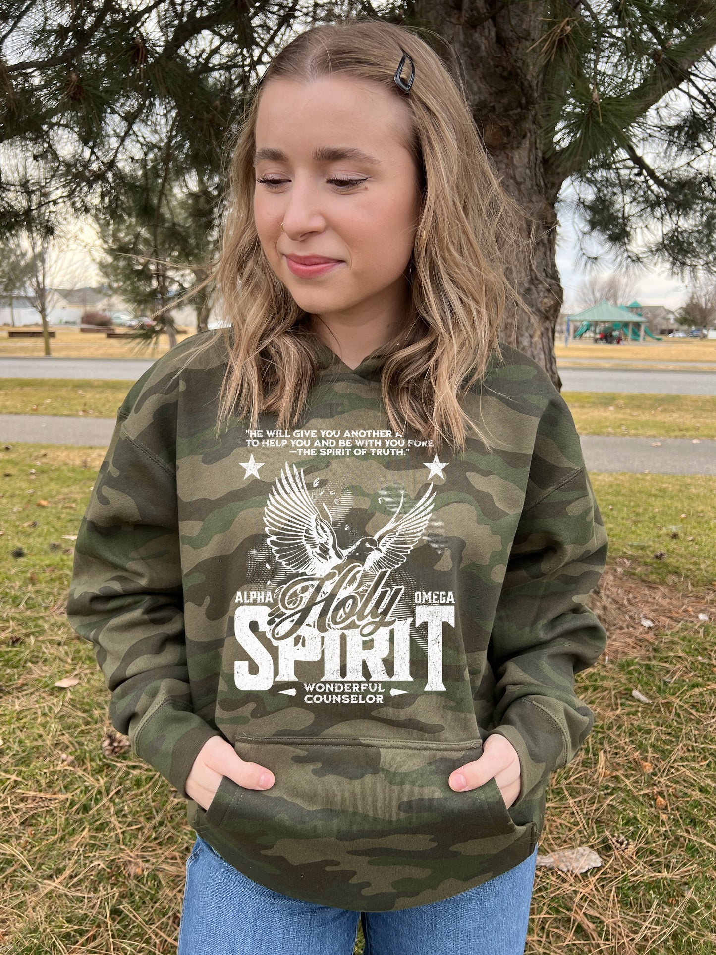 SPIRIT OF TRUTH WITH EAGLE UNISEX CAMO HOODIE