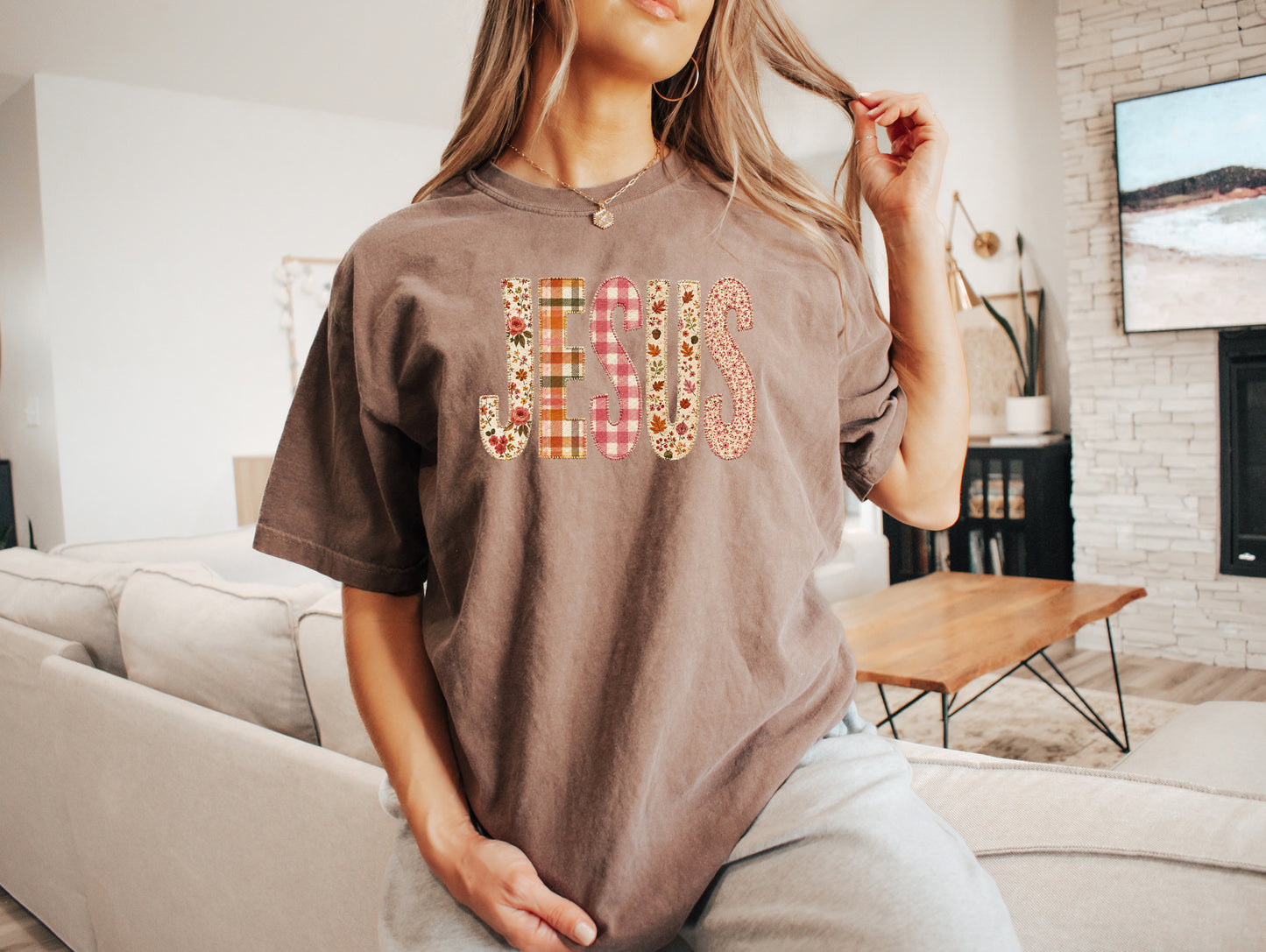 FAUX FALL PATCHWORK JESUS UNISEX TEE