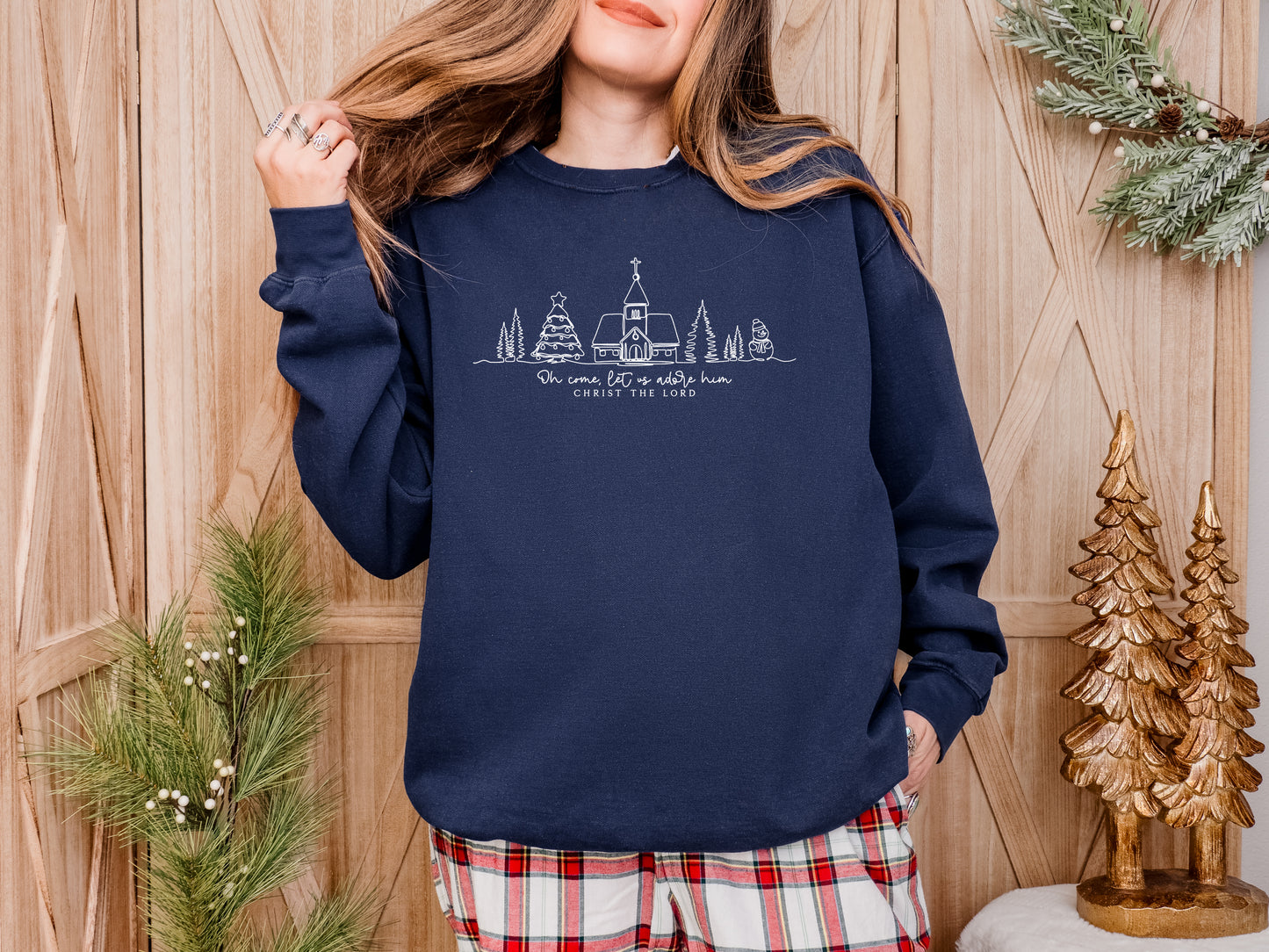 CHRISTMAS: OH COME LET US ADORE HIM (CHURCH) UNISEX SWEATSHIRT