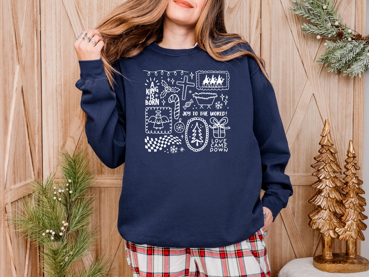CHRISTMAS: A KING IS BORN COLLAGE UNISEX SWEATSHIRT