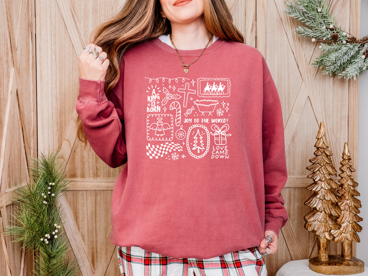 CHRISTMAS: A KING IS BORN COLLAGE UNISEX SWEATSHIRT
