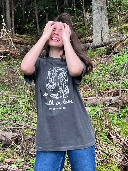 COWBOY BOOTS - WALK IN LOVE UNISEX TEE